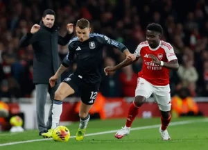 Arteta đang làm mọi cách để Arsenal chiến thắng.